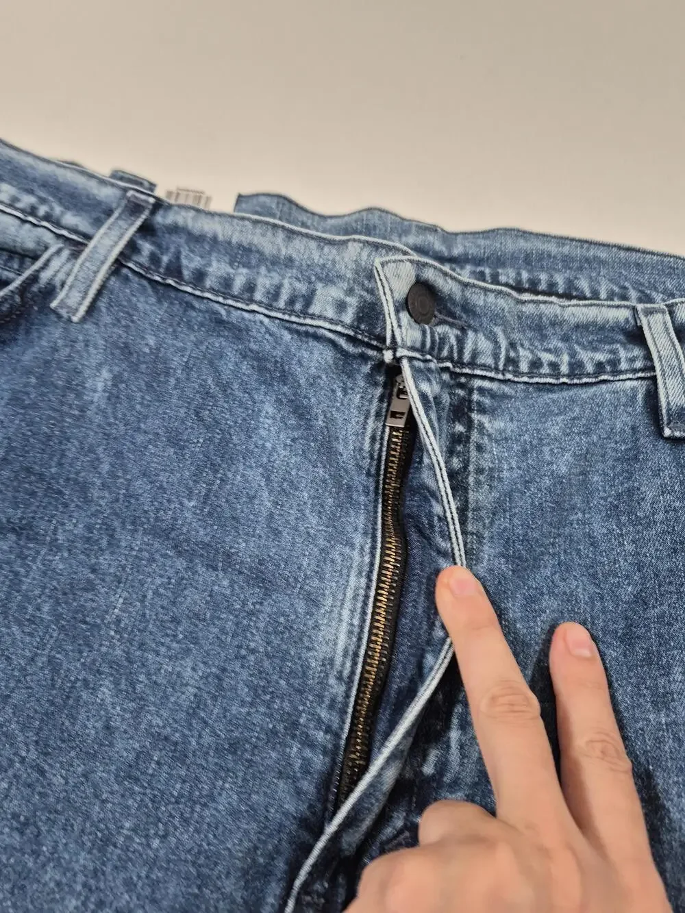 Levis 541 Athletic Taper Jeans Mens 42x30 Blue Stonewash Stretch Denim NWT